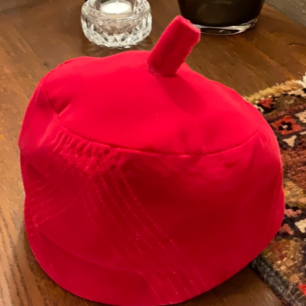 Dark red velvet vintage hat!  Quite a hat.  From 40’s/50’s.  Fabulous condition